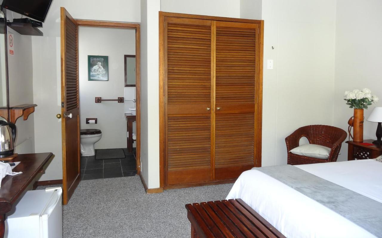 Be My Guest Lodge Блубергстранд Екстериор снимка